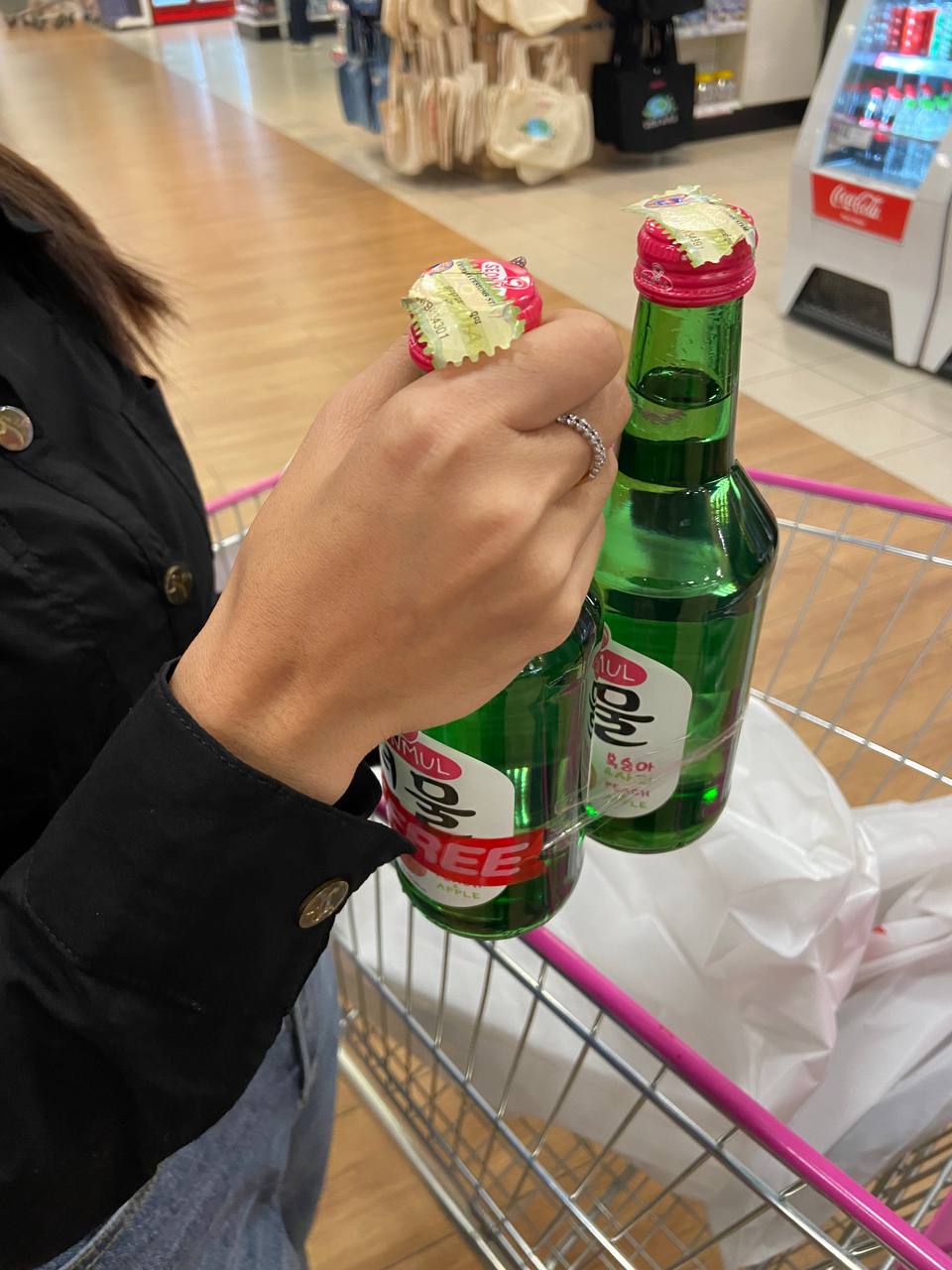 Seonmul Wine Testing Success at AEON 1 Day 3 Highlights - Image 10